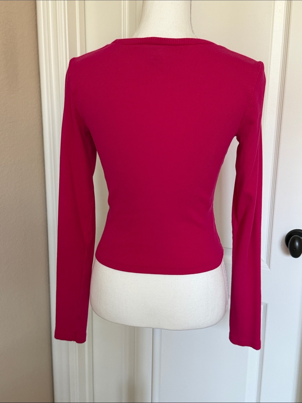 Universal Thread Rib Long Sleeve Tee - Picture 6 of 9